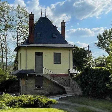 Maison Independante La Quietas Sur Les Hauteurs De Sedan Exteriör bild