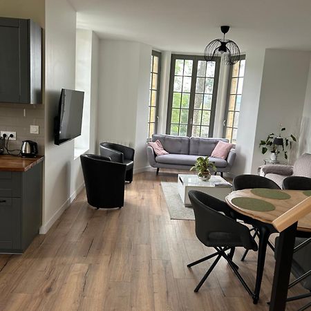 Maison Independante La Quietas Sur Les Hauteurs De Sedan Exteriör bild