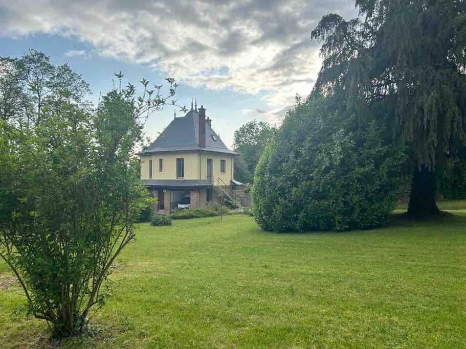 Maison Independante La Quietas Sur Les Hauteurs De Sedan Exteriör bild